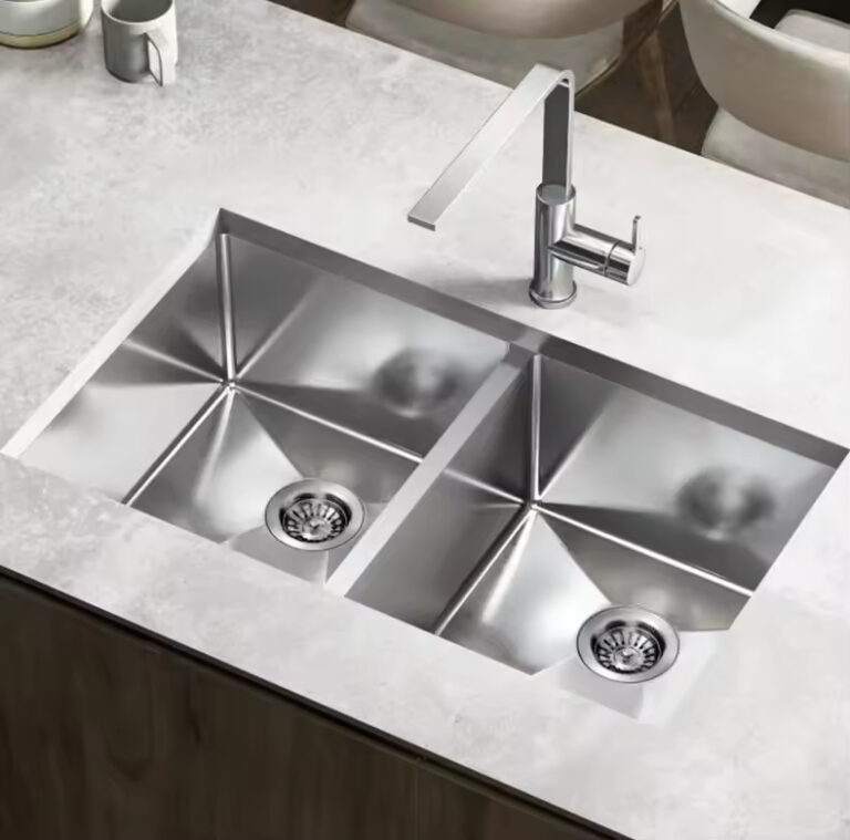 What Type of Stainless Steel Sink Is Best? 1 stainless steel sink