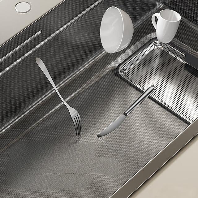 How to Prevent Scratches on Stainless Steel Sinks